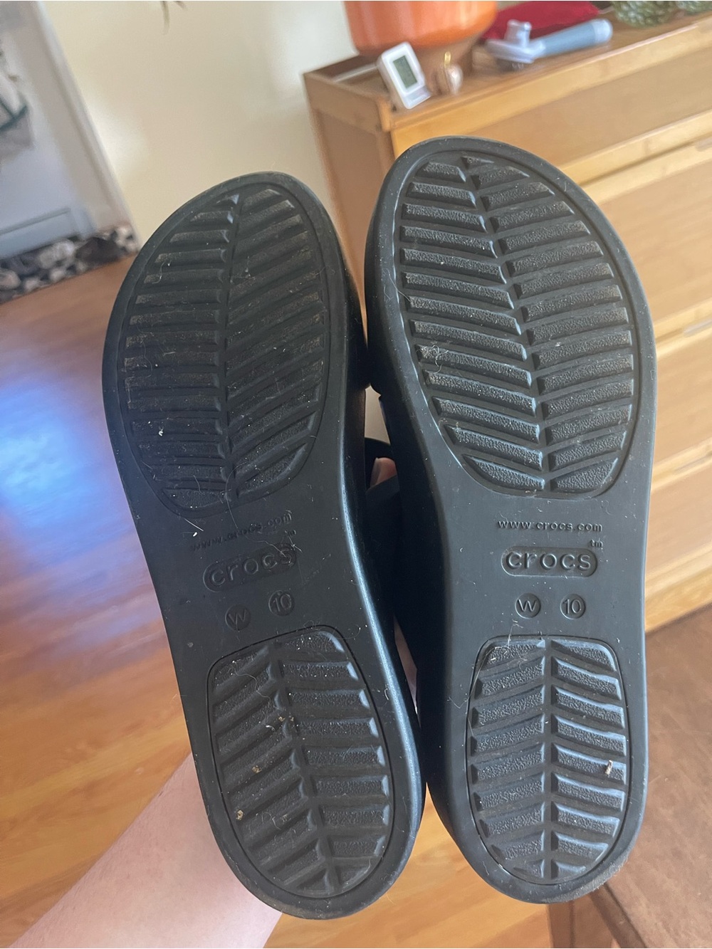 CROCS Black Platform Slide Sandals - Picture 4 of 5